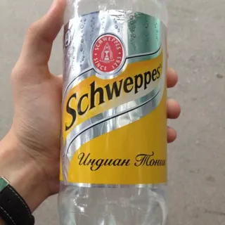 Schweppes Indian Tonic Drink 1L Plastic Bottle — photo 3