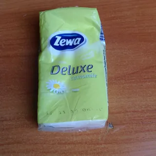 Zewa Deluxe Chamomile Paper Tissues 3-Ply 10 pcs — photo 9