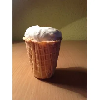 Lasunka Malyuk ice cream plombir waffle cup 70g — photo 2