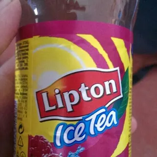 Lipton Cold Black Tea with Raspberry Flavor Non-Alcoholic Still Pasteurized 500ml Plastic Bottle — photo 2