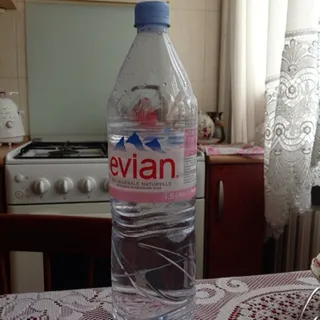 Evian Mineral Still Water Plastic Bottle 1.5L — photo 5