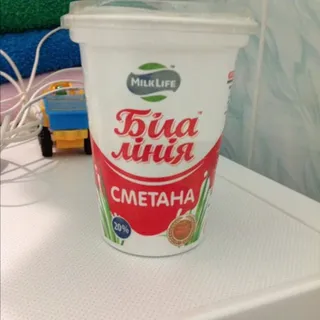 Sour Cream Bila Liniia 20% plastic cup 350g — photo 5