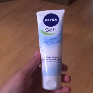 Nivea Soft Intensive Moisturizing Face, Hand & Body Cream 75ml — photo 11