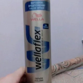 Лак для волосся Wellaflex Тривале Підтримування Об'єму 400 мл — фото 2