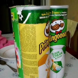 Pringles Sour Cream & Onion Chips Tube 165g — photo 8