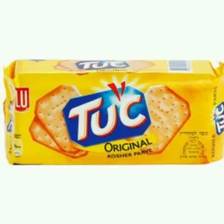 Tuc Salted Bacon Crackers 100g — photo 7