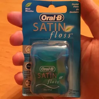 Зубна нитка Oral-b Satin mint 25м — фото 8