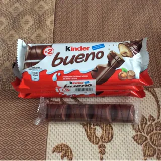 Kinder Bueno wafers with milk-hazelnut filling 43g — photo 6