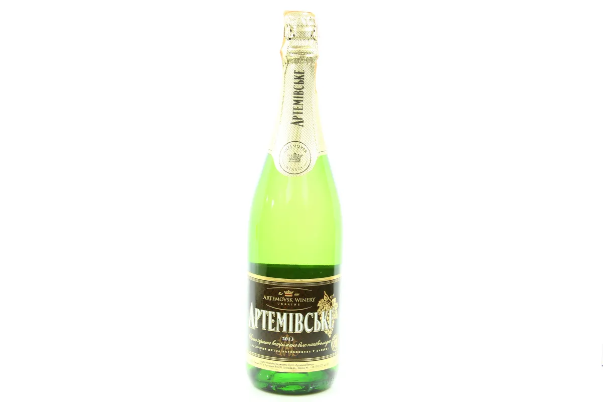 Artemovsk White Semi-Sweet Sparkling Wine Aged 0.75L Glass Bottle