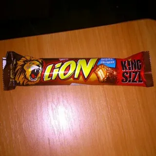 Lion King Size Waffle Bar 63g — photo 2