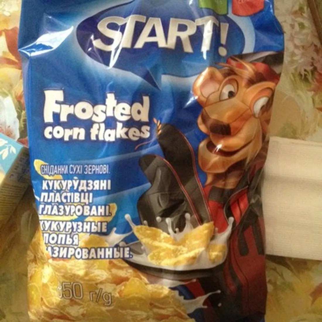 Start Glazed Corn Flakes UGASSET 850g