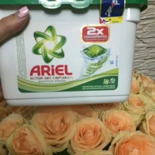 Ariel Mountain Spring Laundry Gel Capsules Automatic 35g x 16 — photo 3