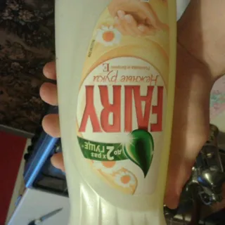 Fairy Dishwashing Liquid Gentle Hands Chamomile and Vitamin E 1L — photo 14