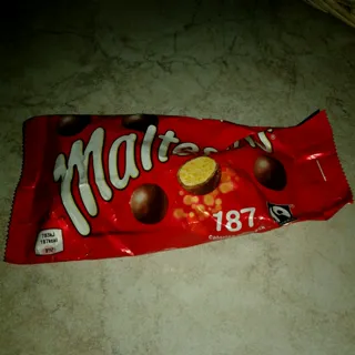Maltesers Chocolate Balls 37g — photo 8