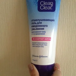 Clean & Clear Daily Exfoliating Face Wash 150ml — photo 8
