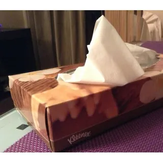 Серветки Kleenex Design у коробці — фото 6