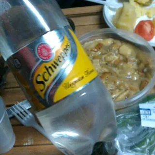 Schweppes Indian Tonic Non-Alcoholic Carbonated Drink 1500ml Plastic Bottle — photo 4