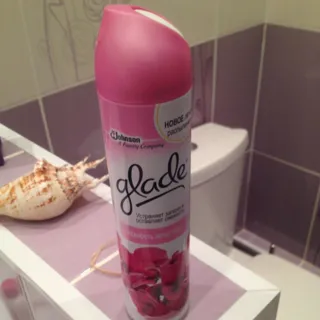 Glade 5-in-1 Air Freshener Aerosol Petal Tenderness 300ml — photo 8