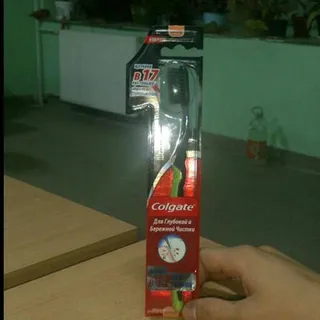 Colgate Soft Toothbrush Silky Threads Charcoal 1pc — photo 6