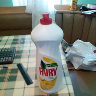 Fairy Dishwashing Liquid Juicy Lemon 1L — photo 6