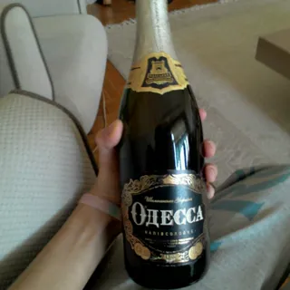 Ukraine Champagne White Semi-sweet 0.75L — photo 2
