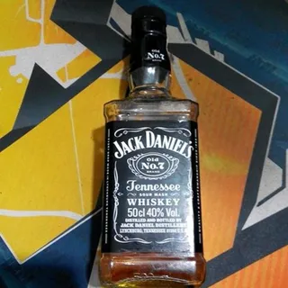 Jack Daniel's Whiskey 40% Glass Bottle 0.5L — photo 3