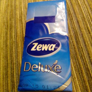 Zewa Deluxe 3-Ply Paper Tissues 10 Packs of 10 — photo 22