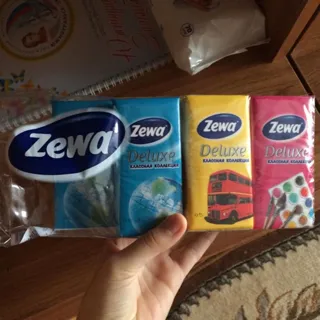 Zewa Deluxe 3-Ply Paper Tissues 10 Packs of 10 — photo 12