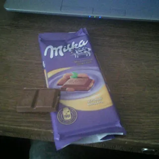 Milka Chocolate (Almond) 100g — photo 4