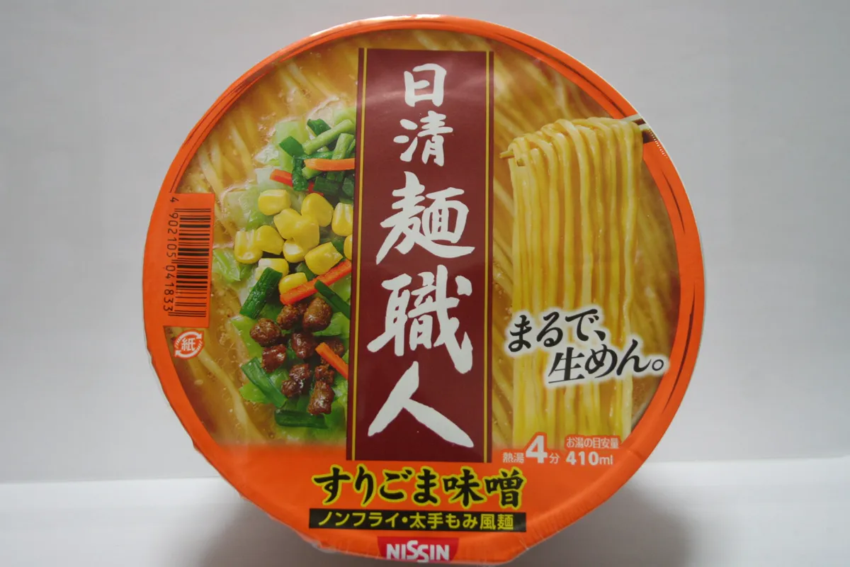Nissin Чоловіки Syokunin (Перший Сезам і місо смак) (3,4 унції х 5 чашок)