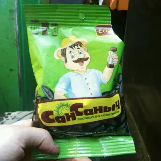 San Sanych Roasted Salted Sunflower Seeds 80g — photo 3