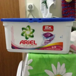 Ariel Laundry Gel Capsules Color & Style Automatic 35g x 32pcs — photo 2