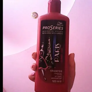 Wella Pro Series Paris Glossy Chic Shampoo 500ml — photo 2