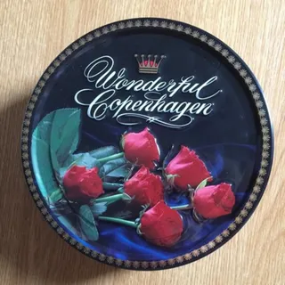 Wonderful Copenhagen Rose Red Cookies 450g Tin — photo 3