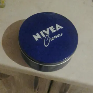 Крем для тіла Nivea зволожуючий універсальний 250 мл — фото 4
