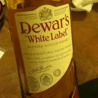 Dewars White Label Whiskey 40% 0.75L Glass Bottle — photo 2