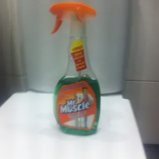 Mr.muscle Professional Glass Cleaner with Ammonia Spray 500 ml — photo 5