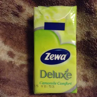 Zewa Deluxe Chamomile Paper Tissues 3-Ply 10 pcs — photo 12